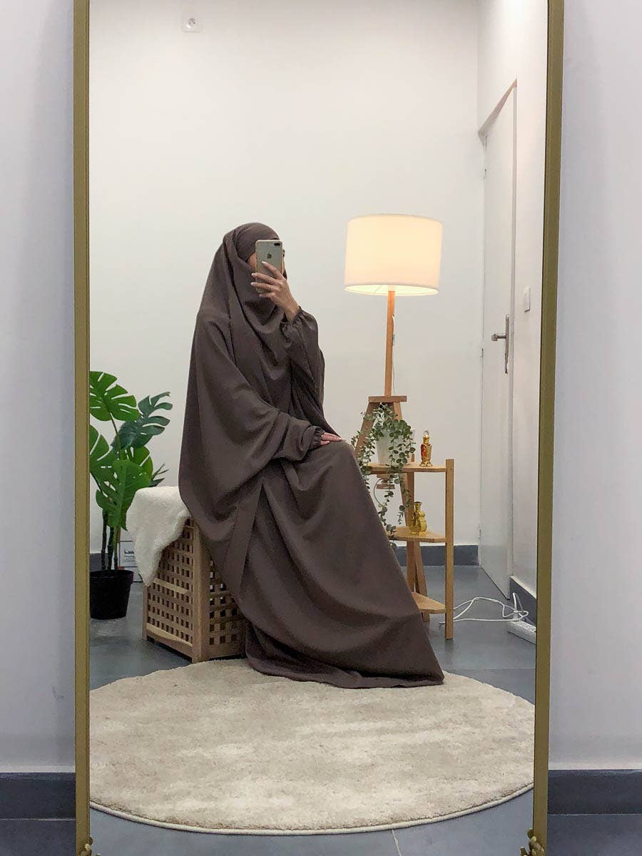 Jilbab lungo