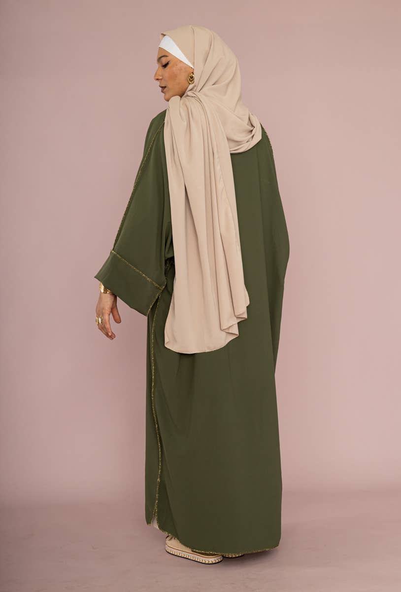 Kimono Muna con cuciture dorate