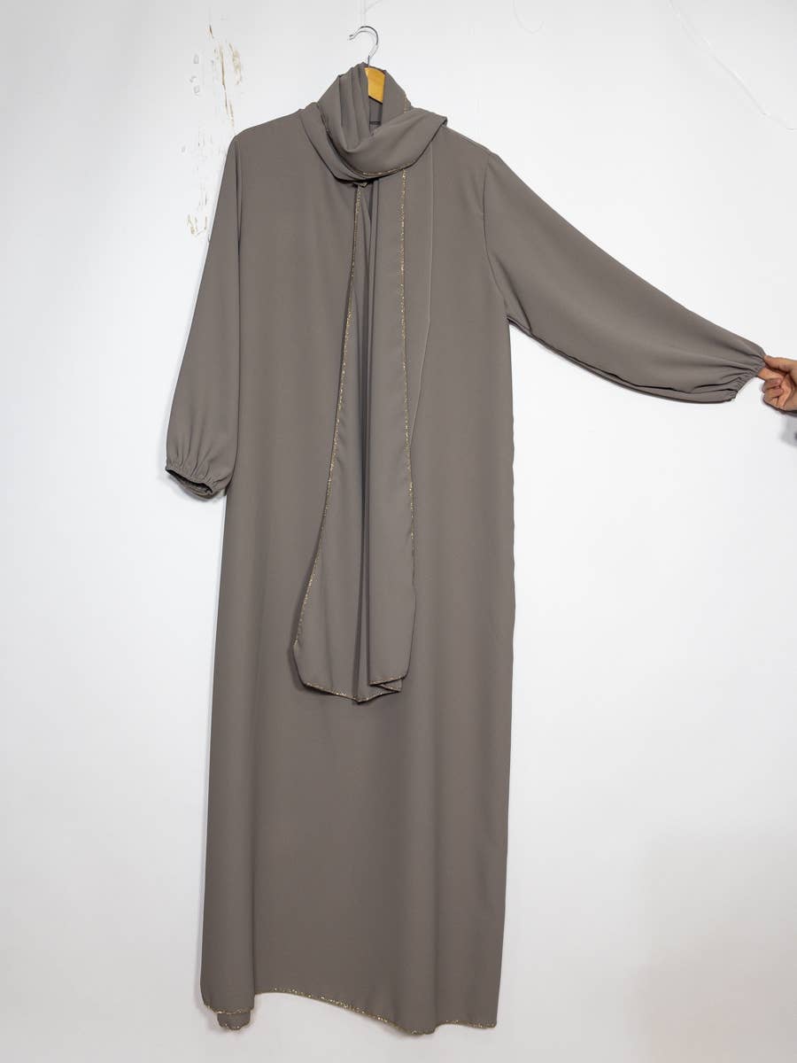 Abaya Aisha con velo integrato