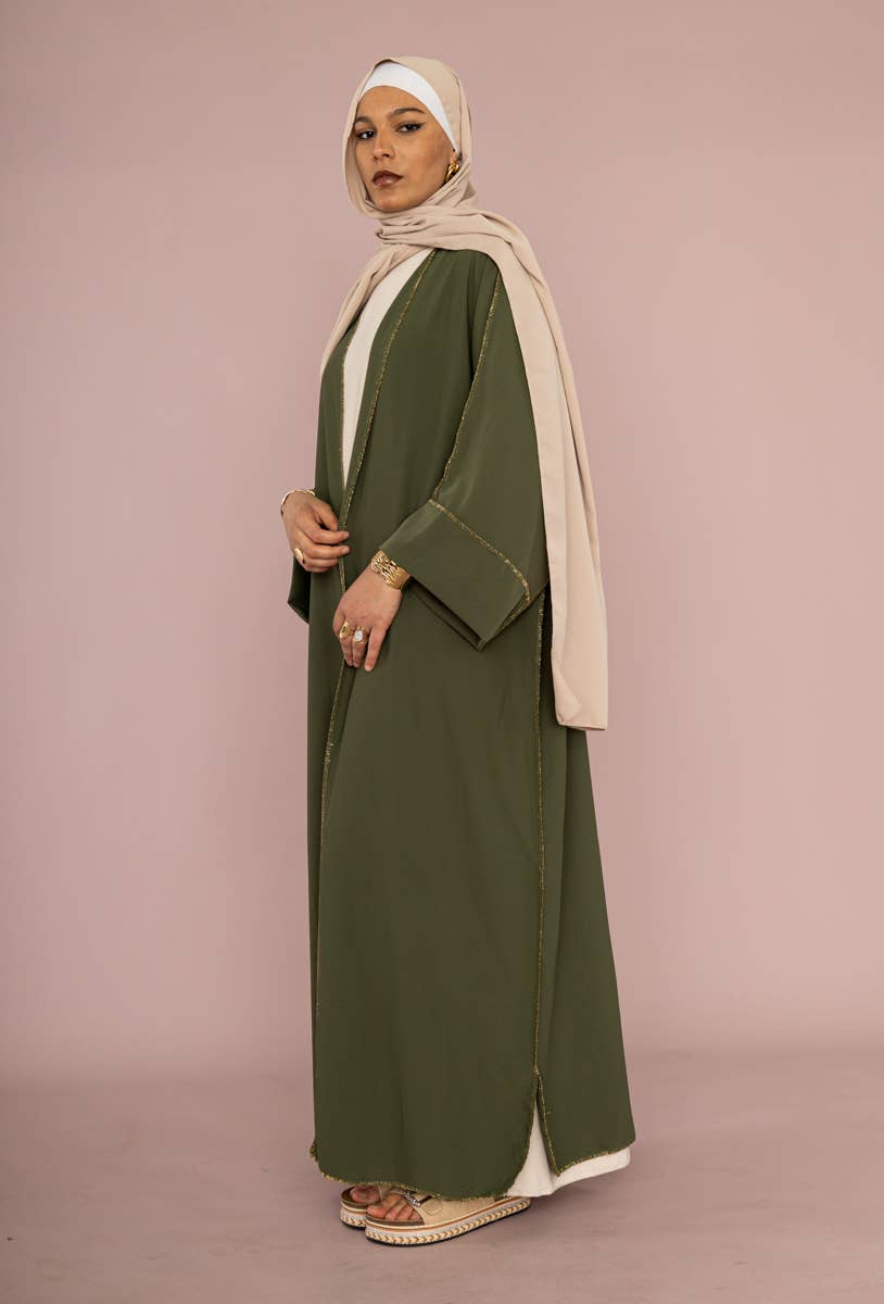 Kimono Muna con cuciture dorate