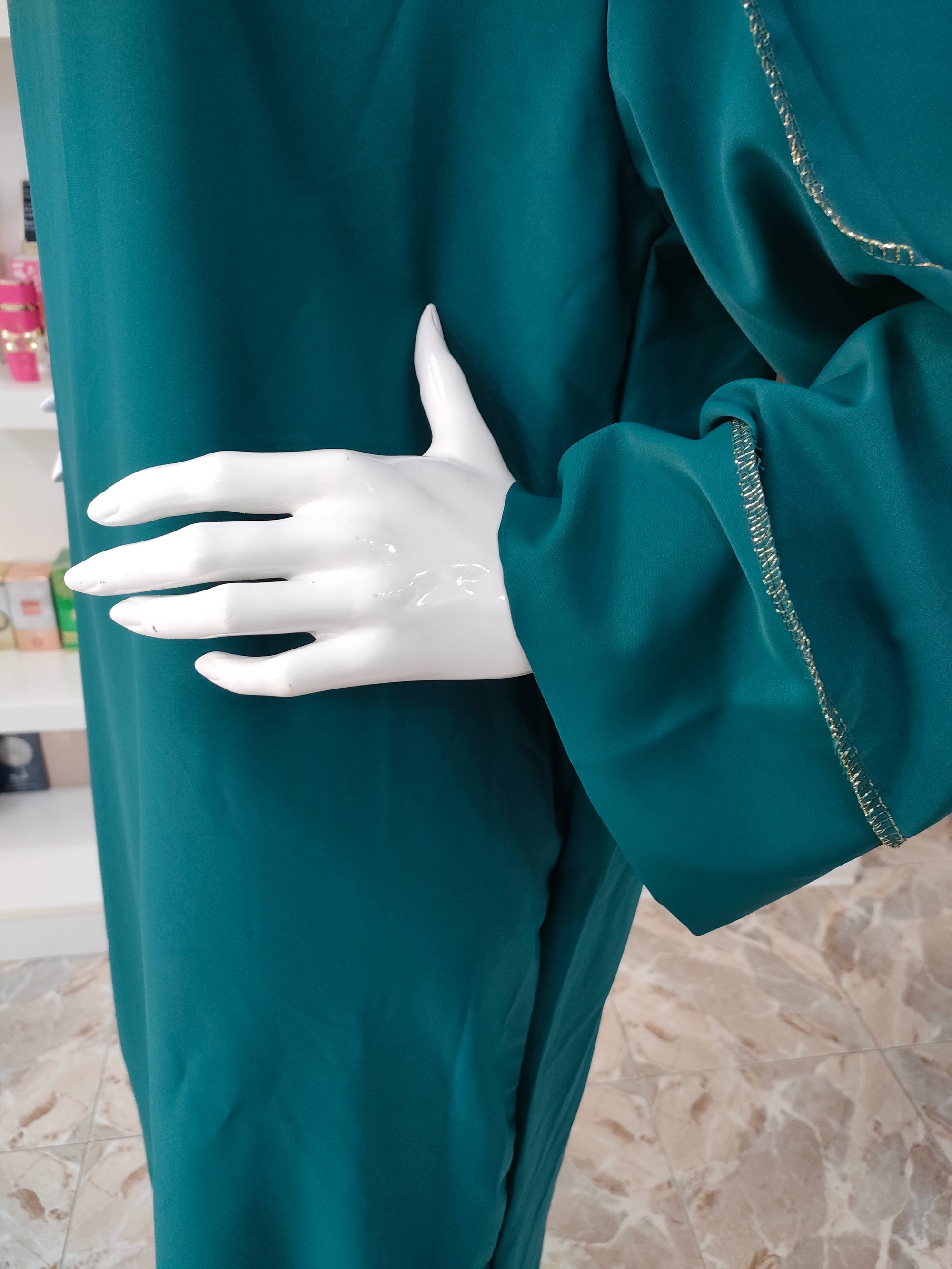 Abaya Aisha con velo integrato