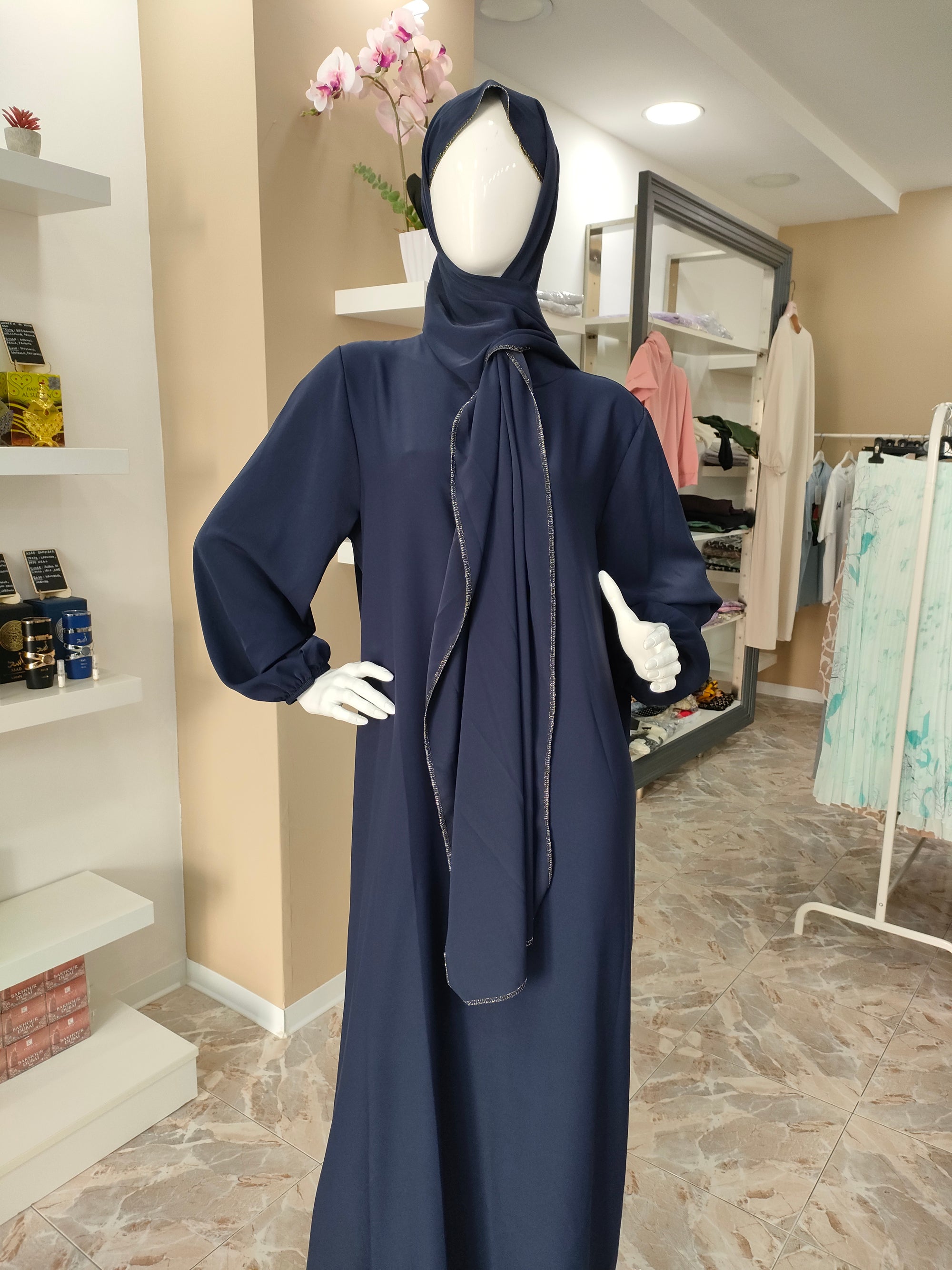 Abaya Aisha con velo integrato
