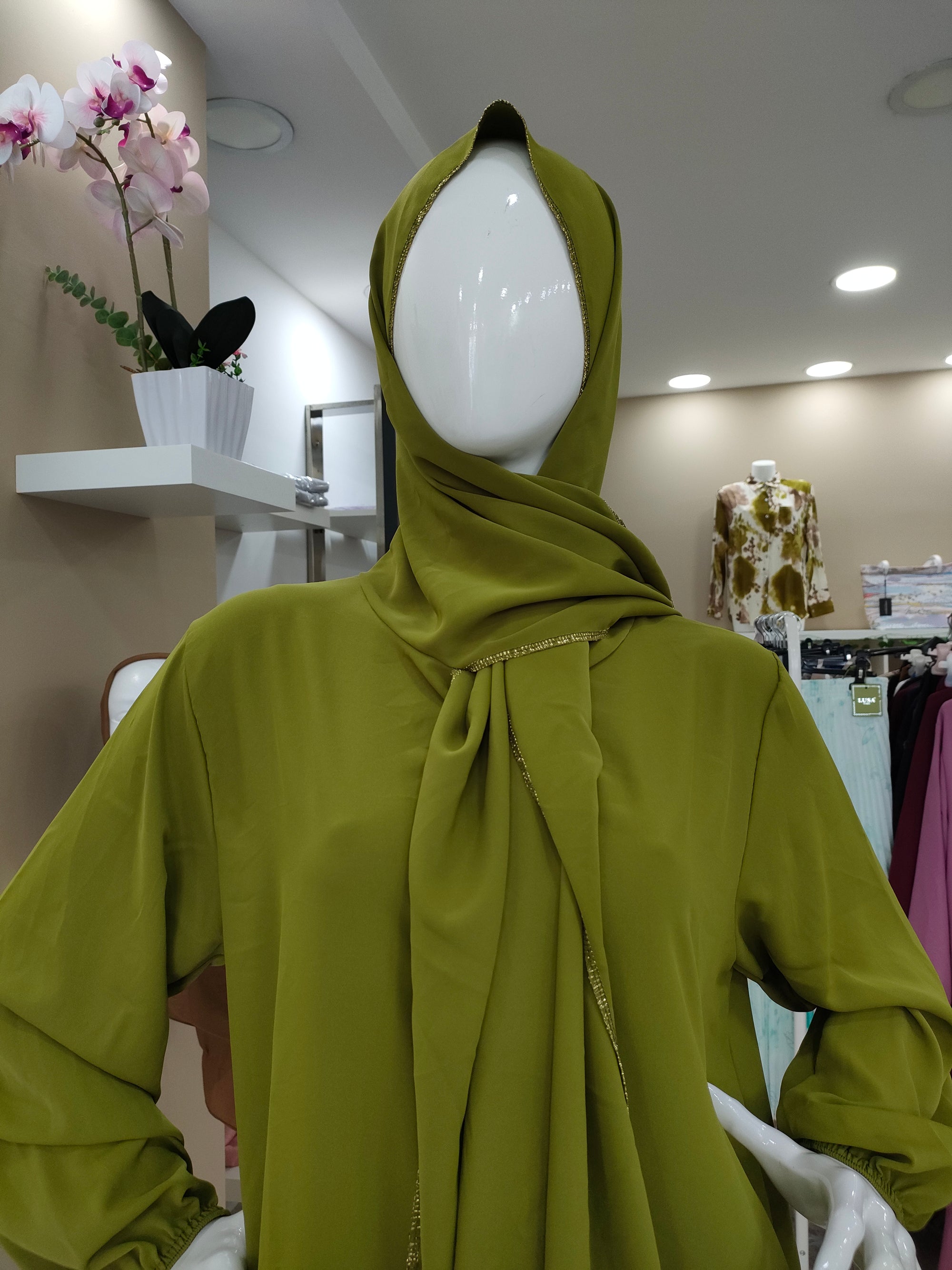 Abaya Aisha con velo integrato