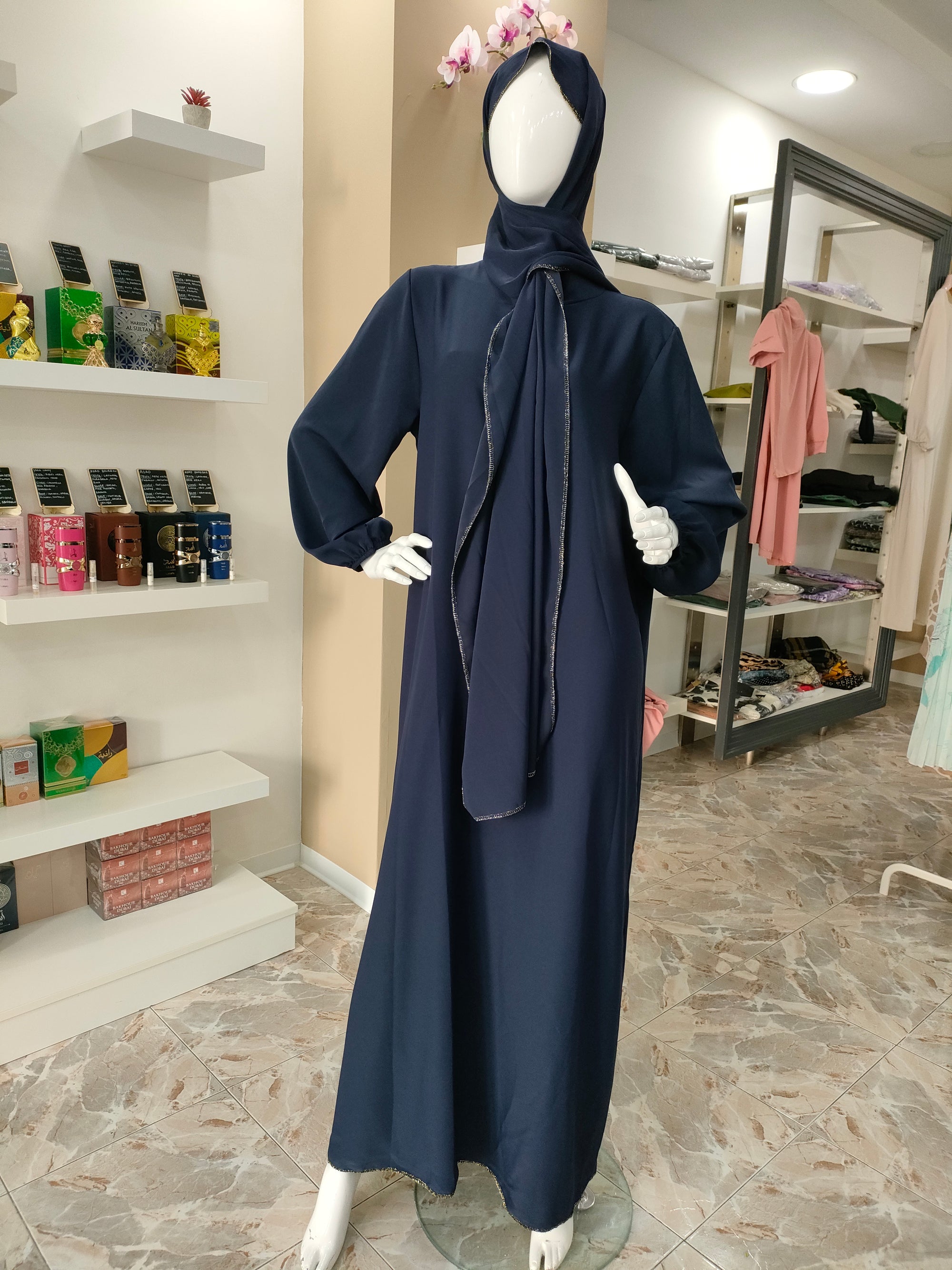 Abaya Aisha con velo integrato
