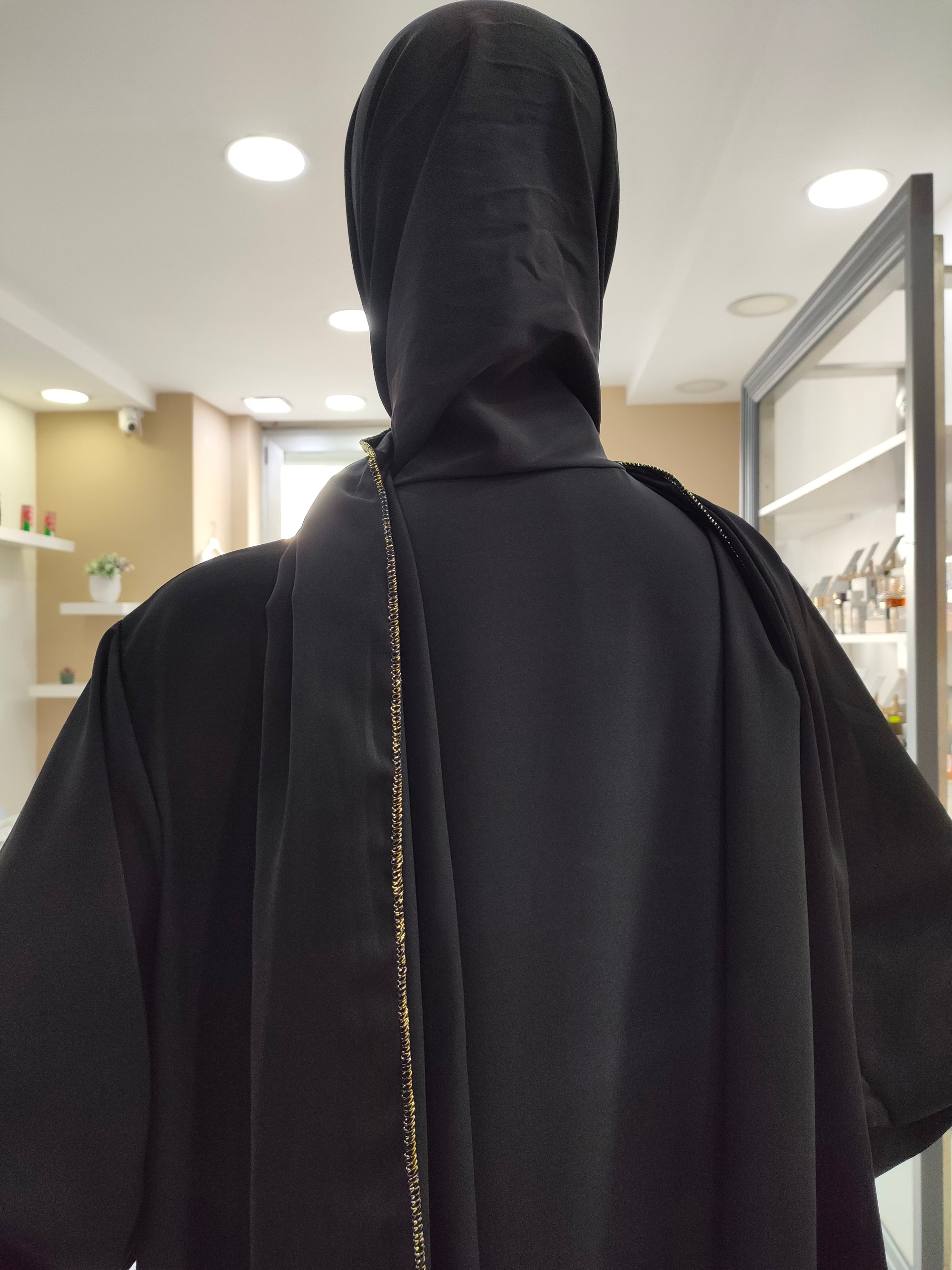 Abaya Aisha con velo integrato